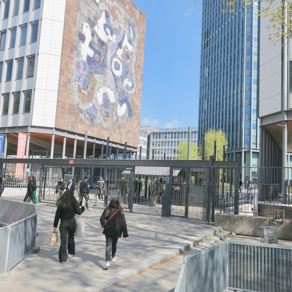 4 Place Jussieu 75252 Paris Cedex 05